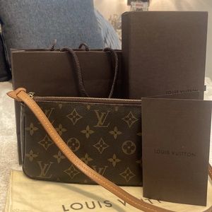 MADE IN SPAIN LOUIS VUITTON POCH. ACC NM MONOGRAM
